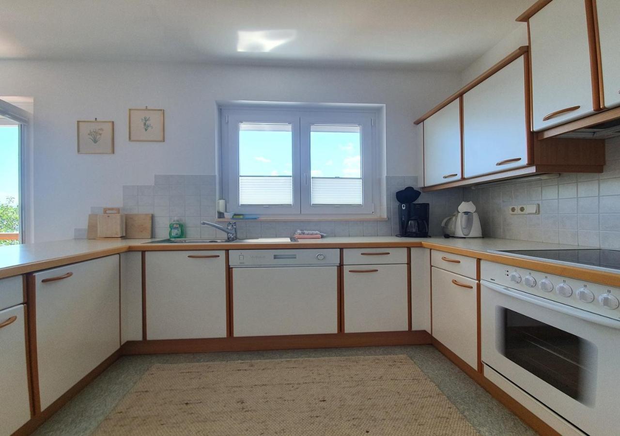 Haus Kraller-Urlaub Mit Seeblick 米尔施塔特 外观 照片