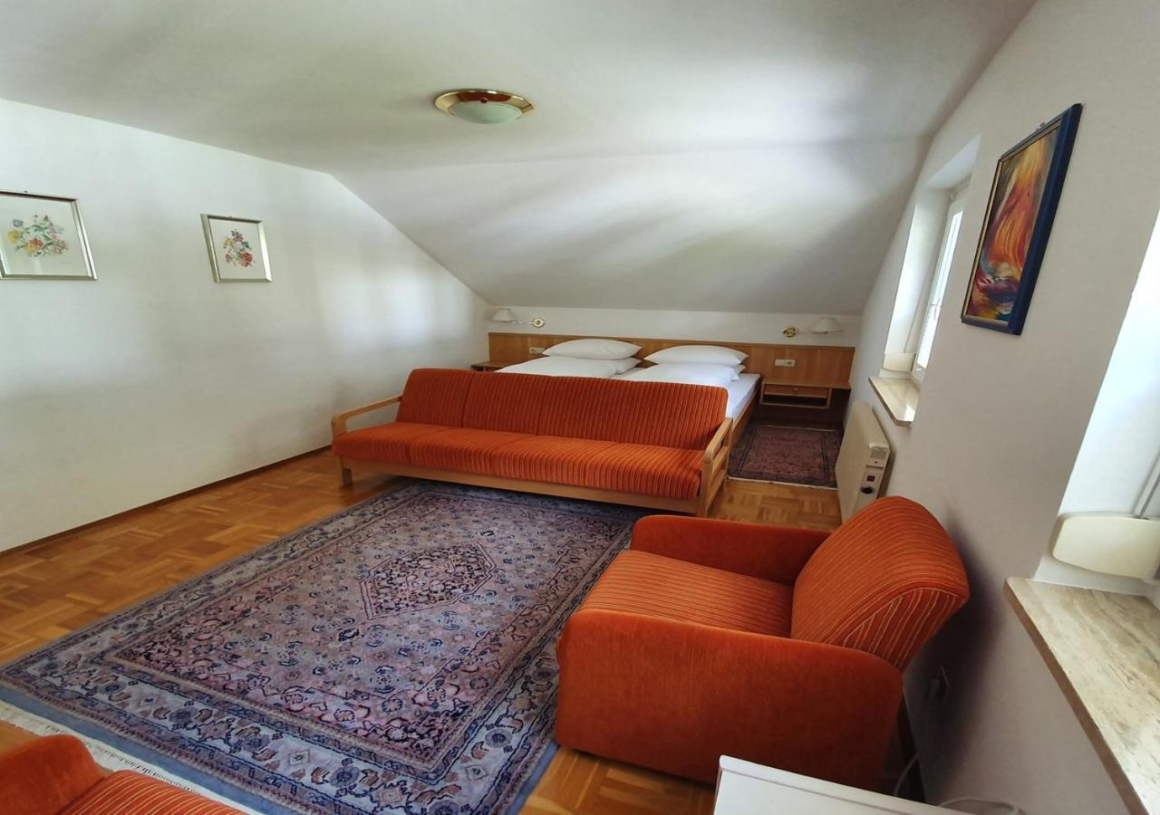 Haus Kraller-Urlaub Mit Seeblick 米尔施塔特 外观 照片