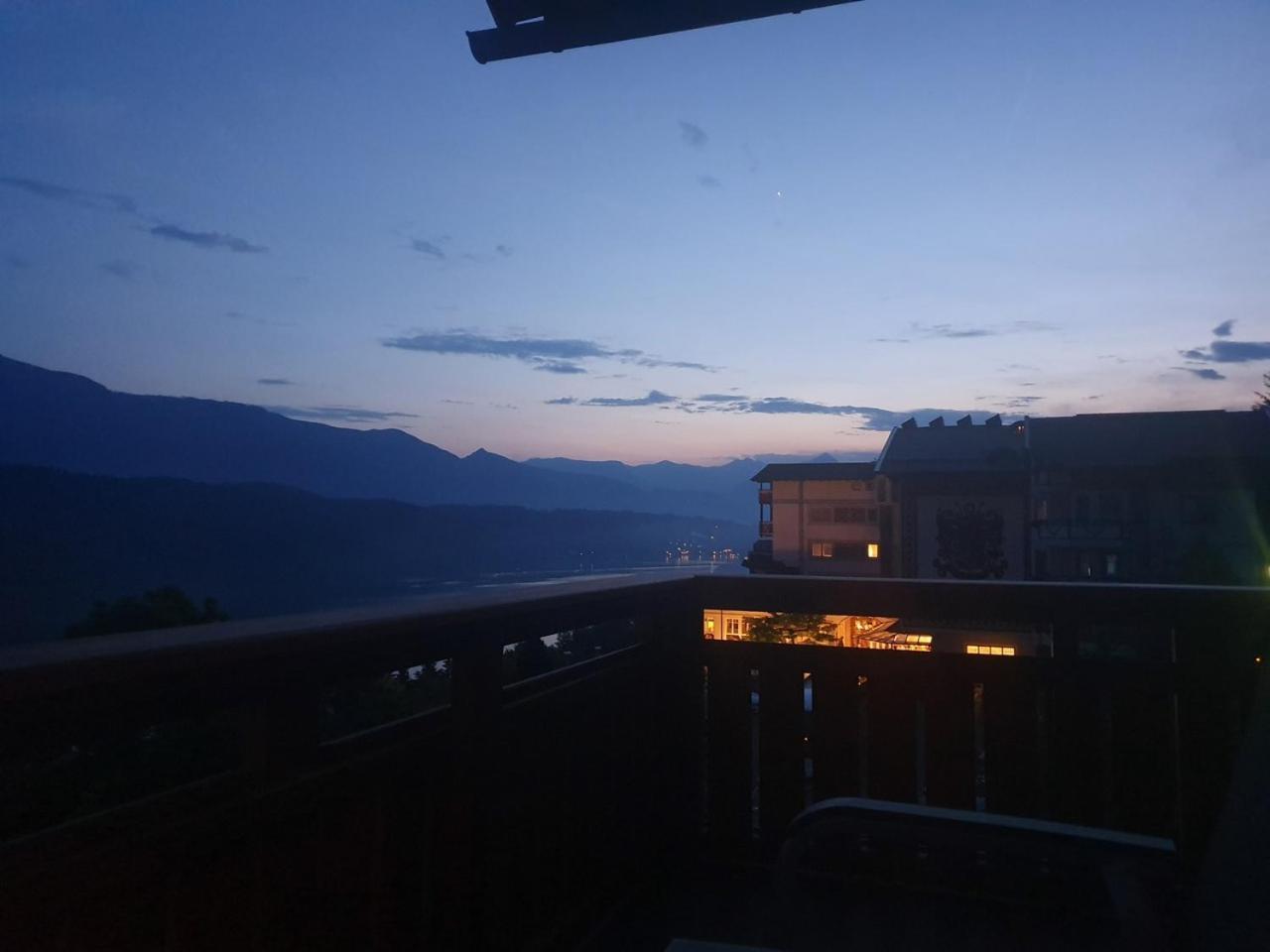 Haus Kraller-Urlaub Mit Seeblick 米尔施塔特 外观 照片